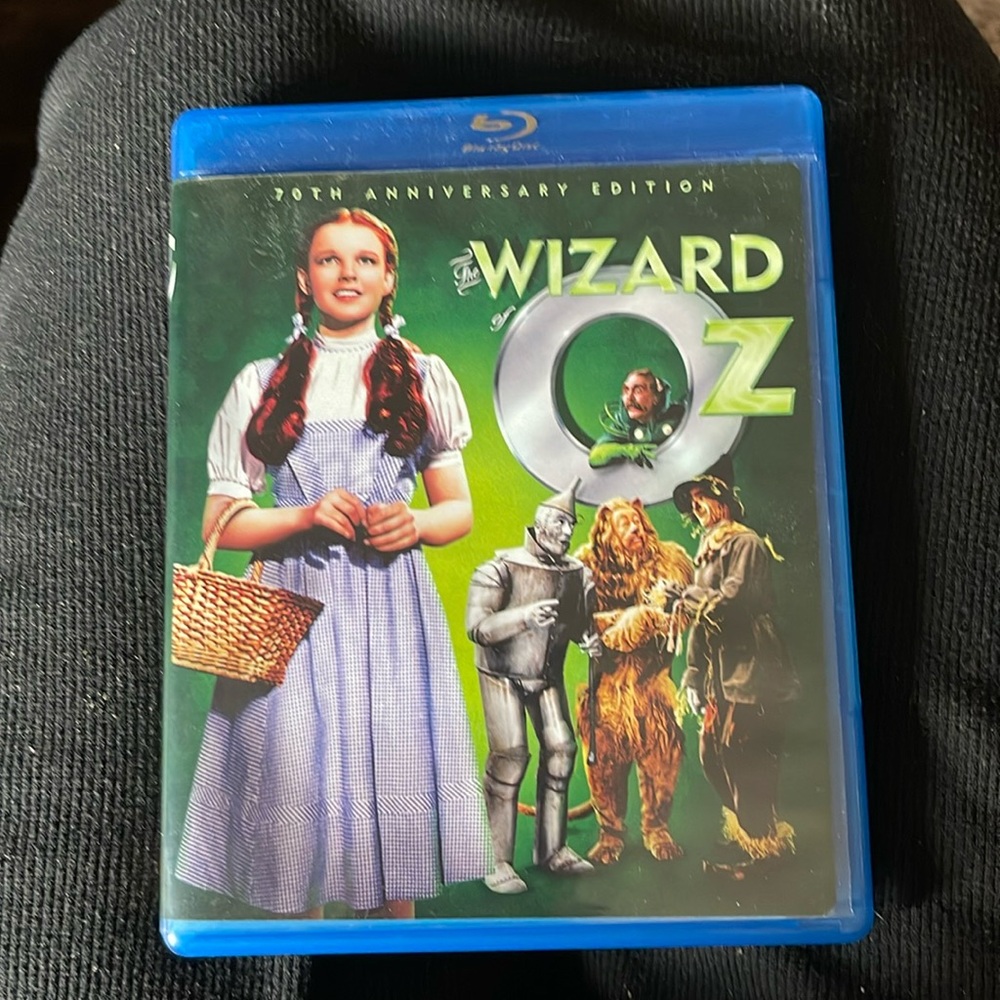 The Wizard of Oz 70th anniversary edition Blu-ray Disc in excellent condition.